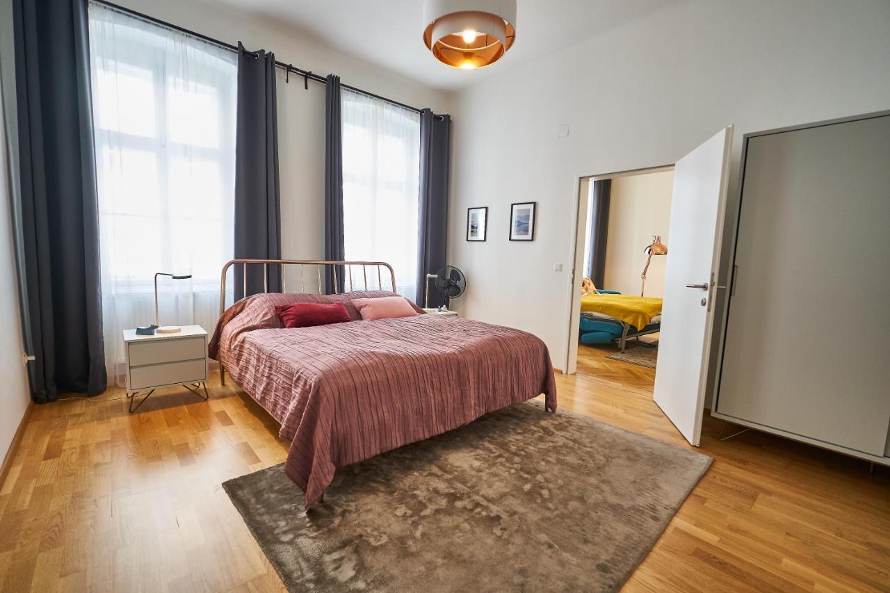 Fancy For 5 With Self-check-in At Spittelberg Apartament