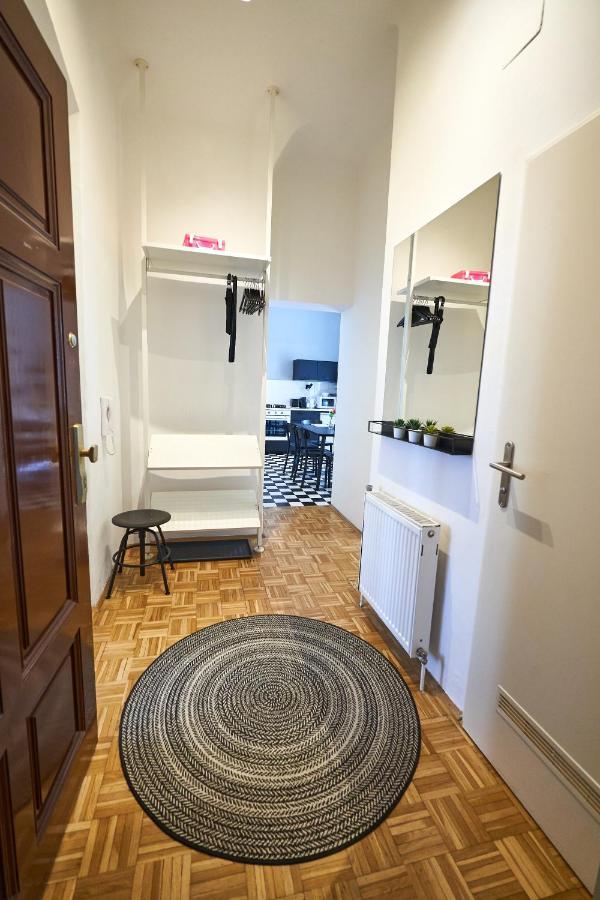 Fancy For 5 With Self-check-in At Spittelberg Apartament